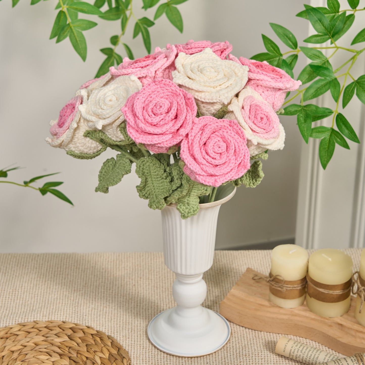 Handgemachte gehäkelte Rosen-Kunstblumen (12 Stück)