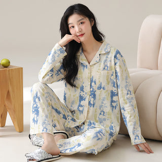 Erfrischendes Pyjama-Set aus reiner Baumwolle mit Blumenmuster