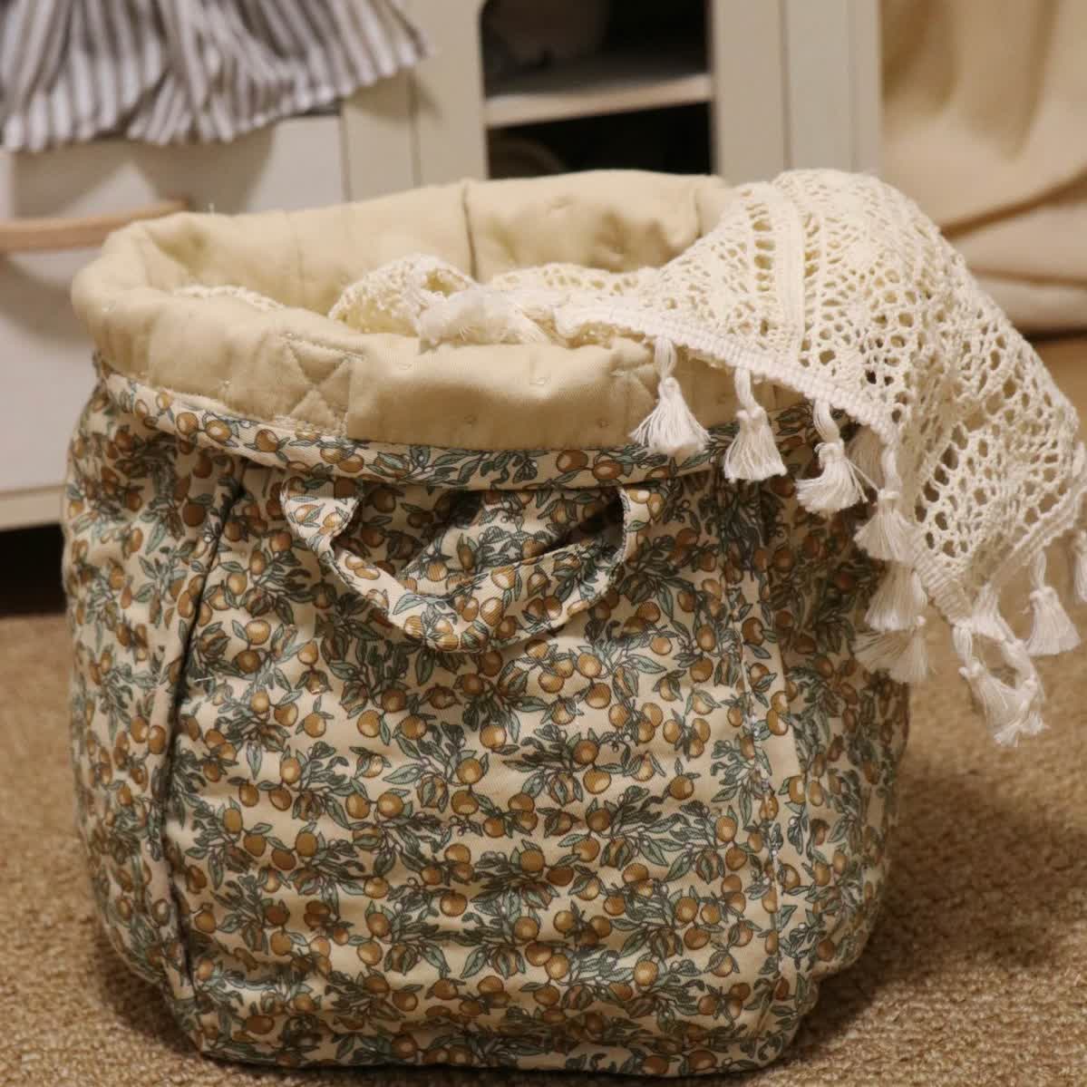 Aufbewahrungskorb aus reiner Baumwolle mit Blumenmuster und Griffen
