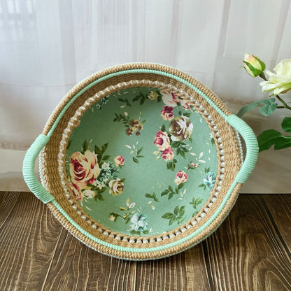 Eleganter handgefertigter Aufbewahrungskorb mit Rose
