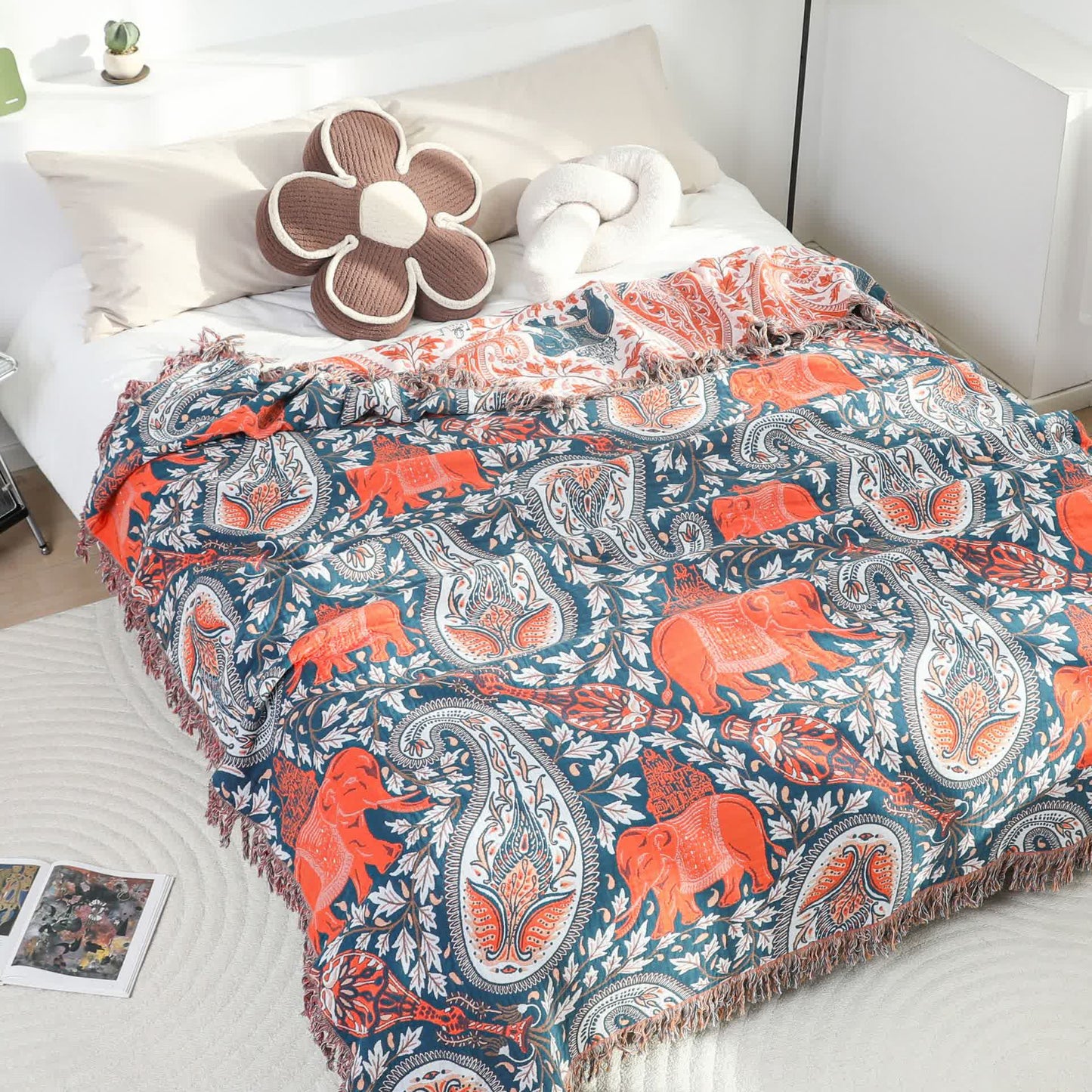 Sofadecke aus Baumwolle mit Paisley-Muster und Elefanten-Quaste