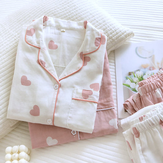 Weiches Pyjama-Set aus Baumwollgaze mit Herz-Print
