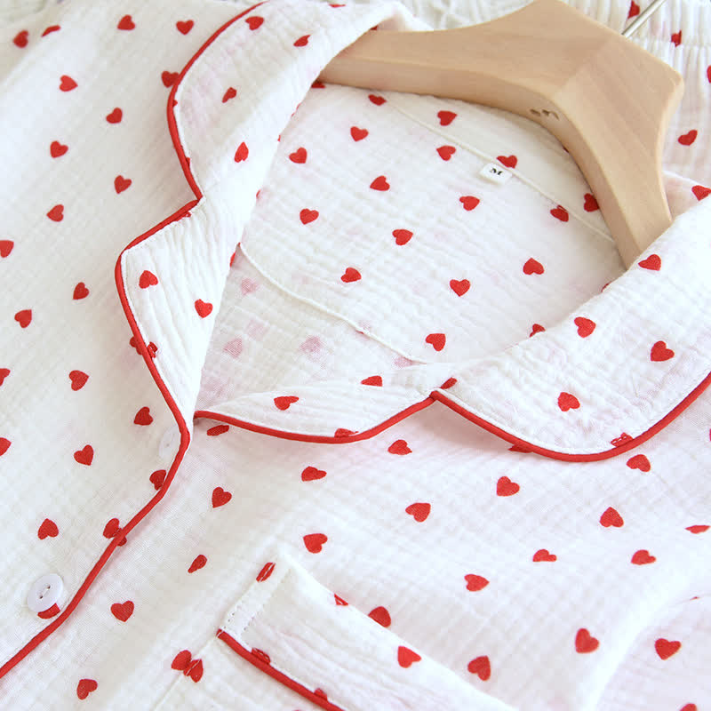 Einfaches Loungewear-Set aus Baumwollgaze mit Herzrevers