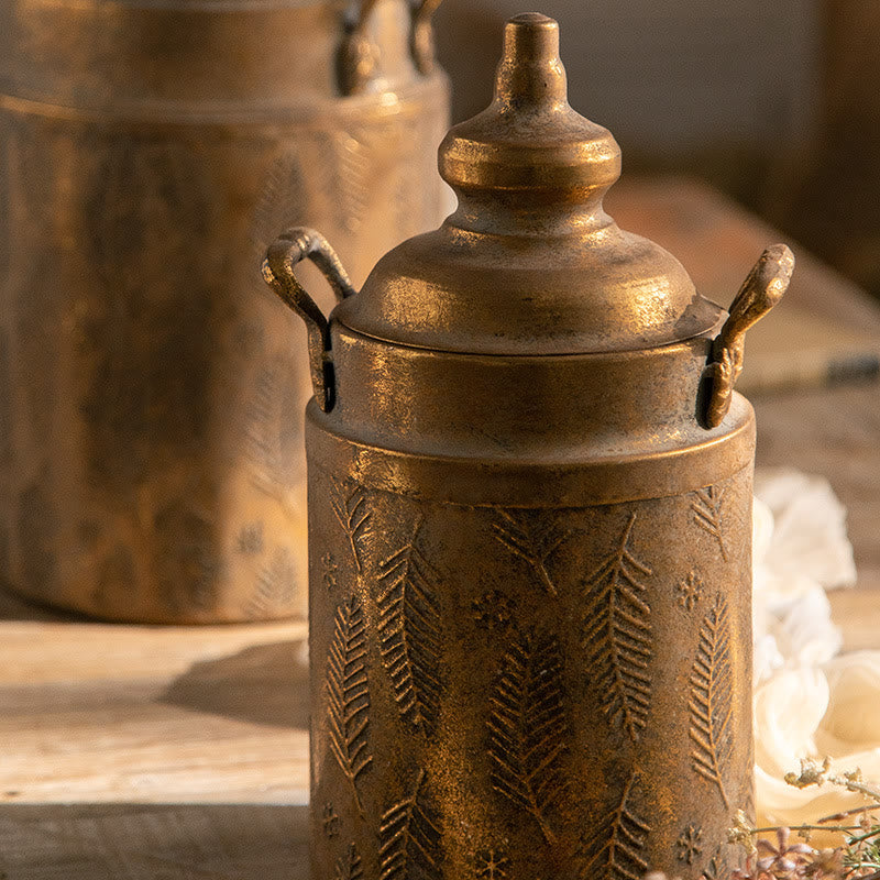 Kreative Blumenvase aus Eisen im Retro-Palaststil