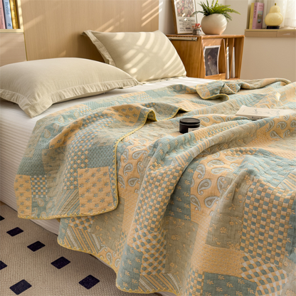 Dreilagige, bequeme, leichte Retro-Steppdecke aus Gaze