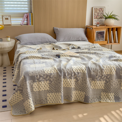 Dreilagige, bequeme, leichte Retro-Steppdecke aus Gaze