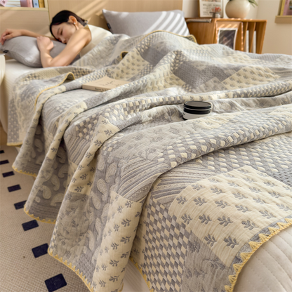 Dreilagige, bequeme, leichte Retro-Steppdecke aus Gaze