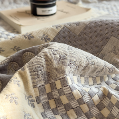 Dreilagige, bequeme, leichte Retro-Steppdecke aus Gaze