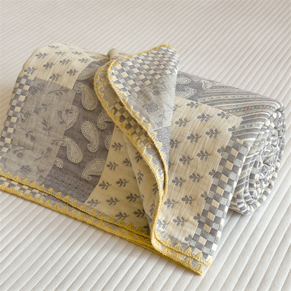 Dreilagige, bequeme, leichte Retro-Steppdecke aus Gaze