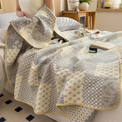 Dreilagige, bequeme, leichte Retro-Steppdecke aus Gaze