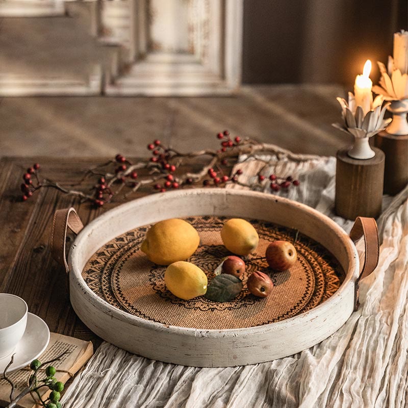 Rundes Holztablett im Retro-Bohemian-Stil