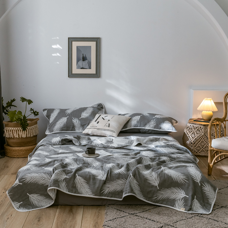 Atmungsaktive, bequeme Steppdecke aus sechslagiger Gaze