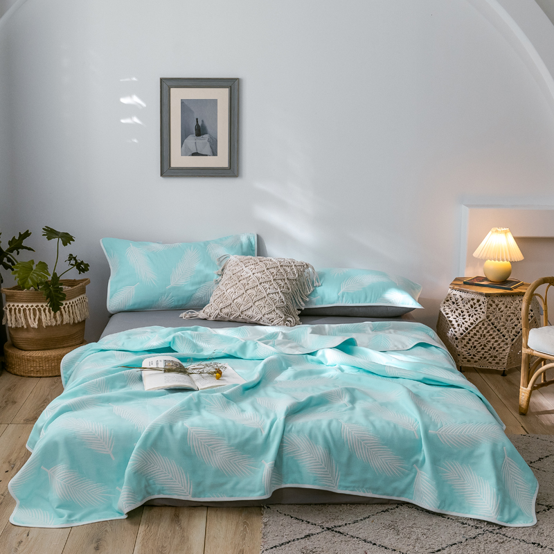 Atmungsaktive, bequeme Steppdecke aus sechslagiger Gaze