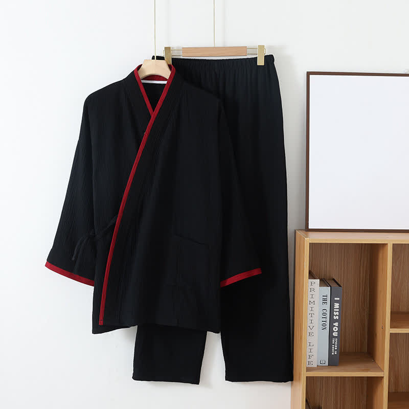 Pyjama-Set aus Baumwollgaze im Kimono-Stil im neutralen Stil