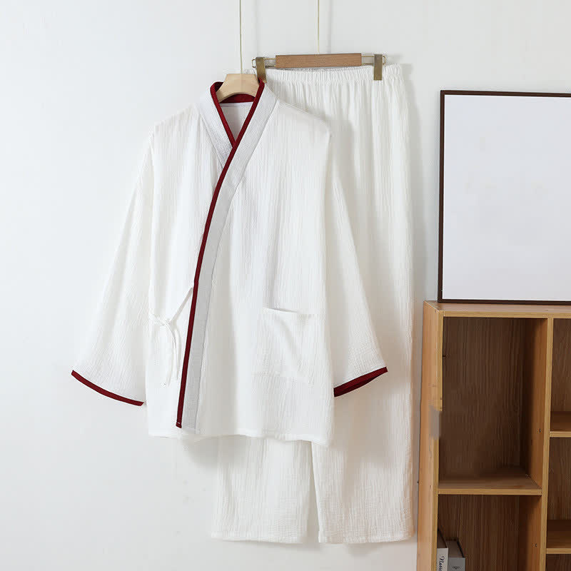 Pyjama-Set aus Baumwollgaze im Kimono-Stil im neutralen Stil