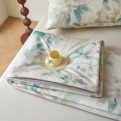 Kühlende, atmungsaktive Steppdecke „Refresh Floral“