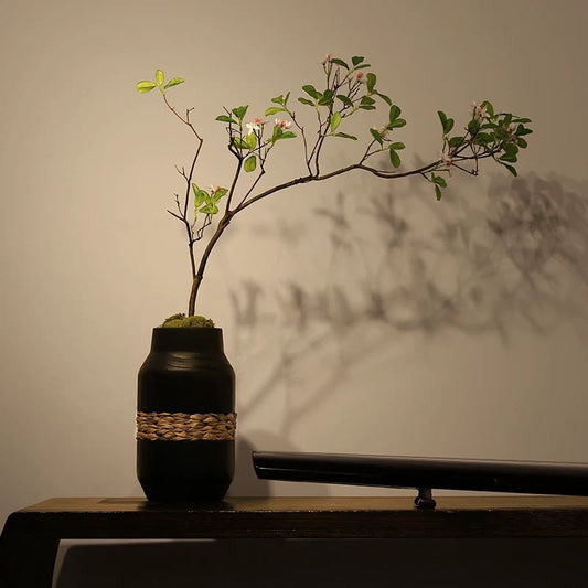 Handgewebte Holzvase, dekoratives Ornament