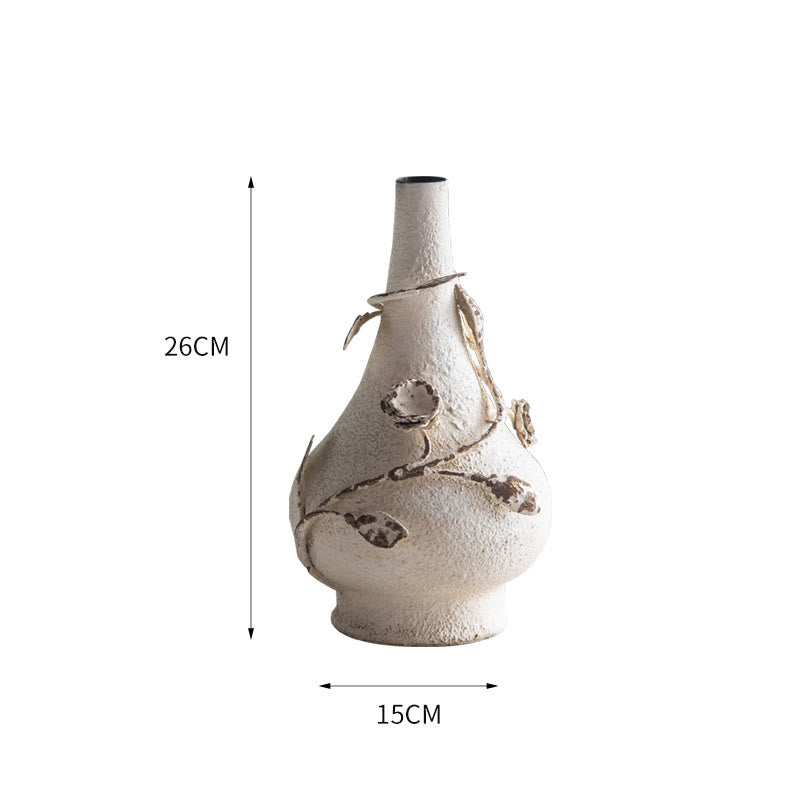 Vintage geschnitzte Eisenvase, dekoratives Ornament