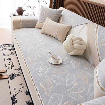 Luxuriöser Sofabezug aus Chenille mit botanischem Muster