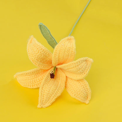 Handgemachtes gestricktes Häkel-Lilienzweig-Dekor