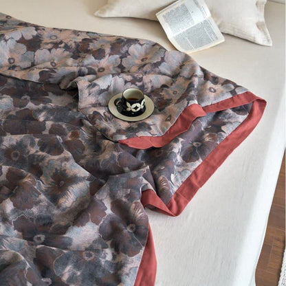 Weiche Steppdecke aus Baumwollgaze mit Jacquard-Blumenmuster im Retro-Stil
