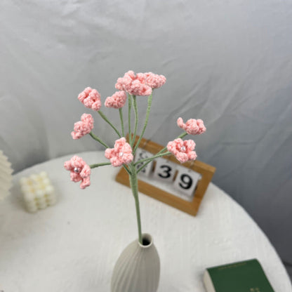 Handgemachter gestrickter Häkel-Gypsophila-Bouquet