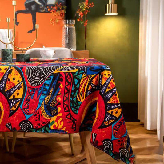 Tischdecke mit geometrischem Muster im exotischen Stil