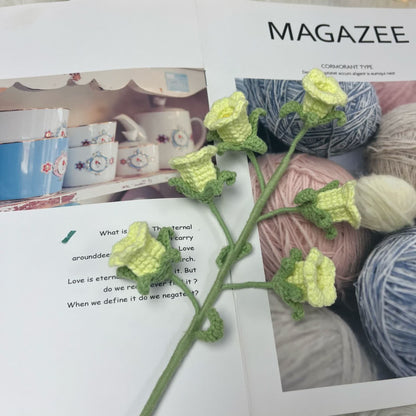 Handgemachtes gestricktes Häkelglockenblumendekor