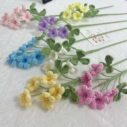 Handgefertigte gestrickte Häkel-Oxalis Corniculata