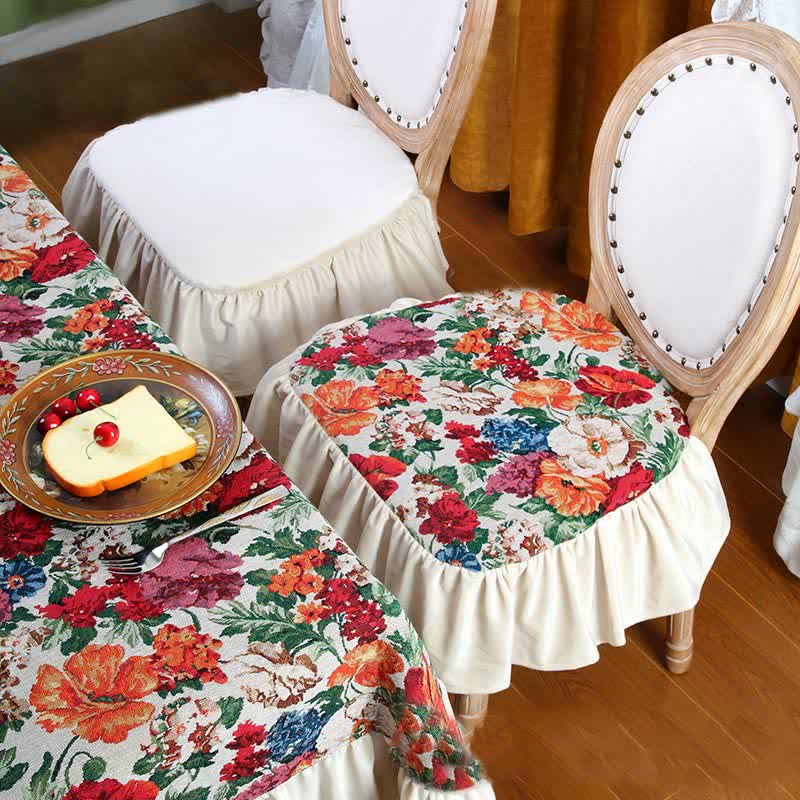 Quadratisches, abnehmbares Bodenkissen mit Vintage-Blumenmuster