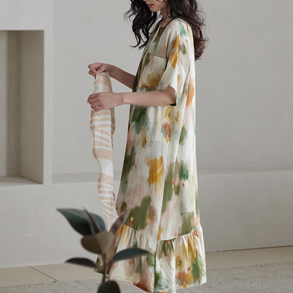 Weiches, lässiges Nachthemd aus Batik-Satin