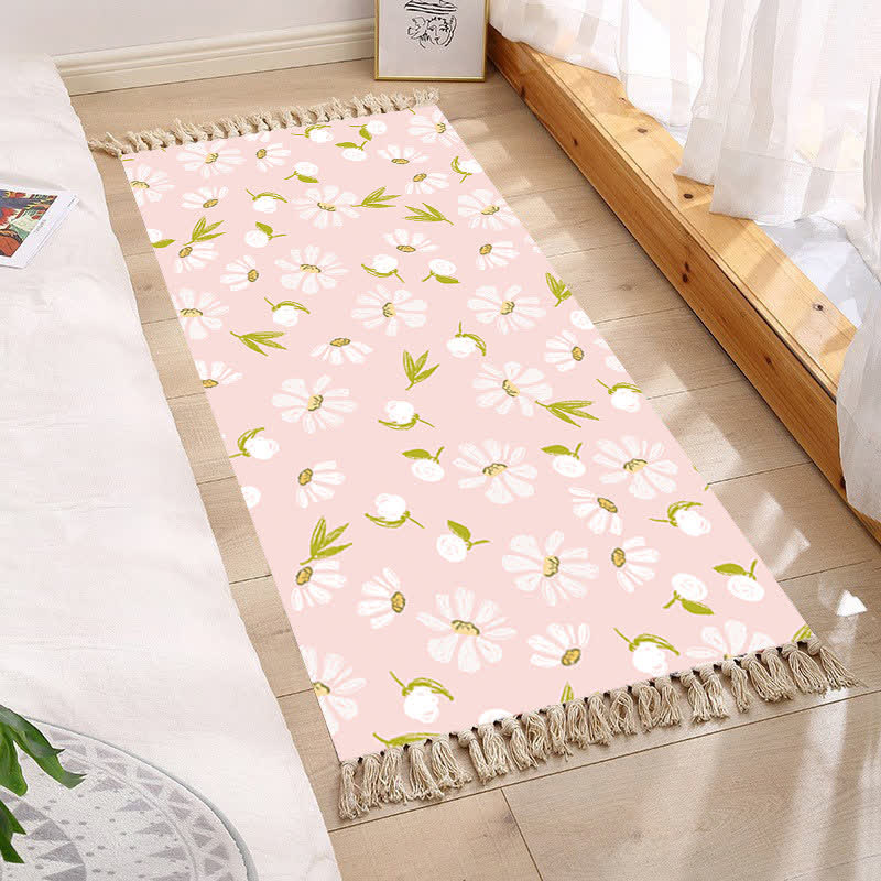 Bodenmatte mit floralen Quasten im frischen Pastoralstil