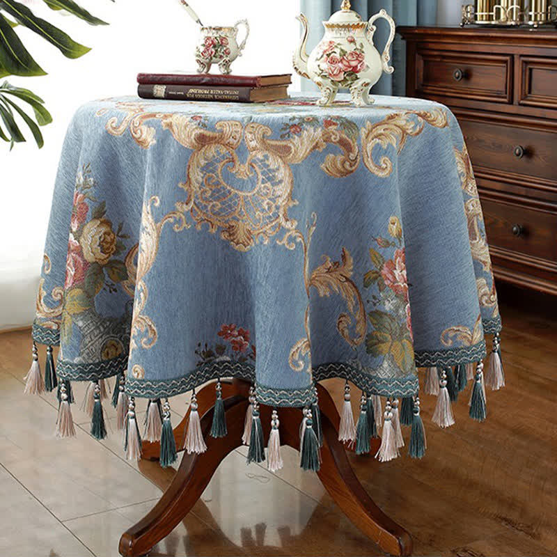Elegante Tischdecke mit Blumenmuster aus Chenille-Jacquard
