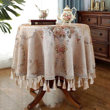 Elegante Tischdecke mit Blumenmuster aus Chenille-Jacquard