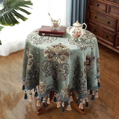 Elegante Tischdecke mit Blumenmuster aus Chenille-Jacquard