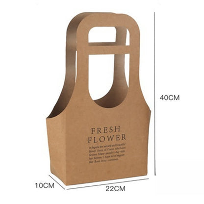 Geschenktüten aus Kraftpapier mit Blumenmotiv und Henkel