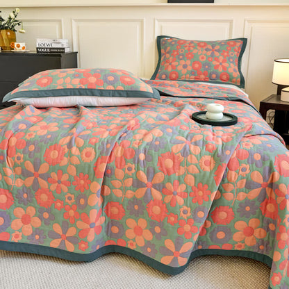 Erfrischende, bequeme, weiche Steppdecke aus Baumwollgaze mit Blumenmuster