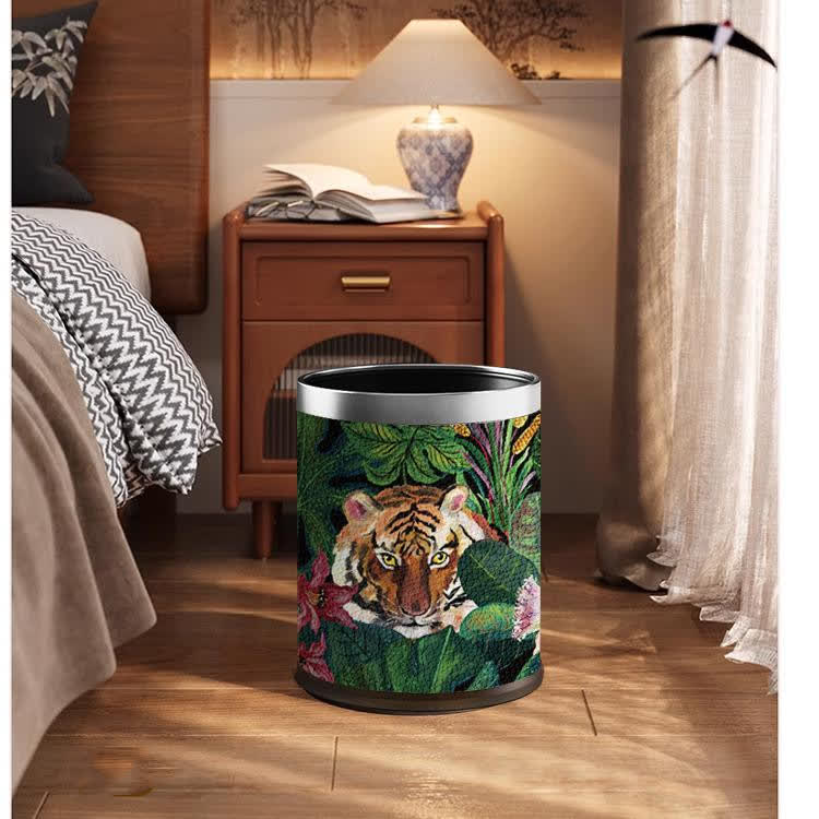 Robuster Mülleimer aus Leder von Forest Tiger