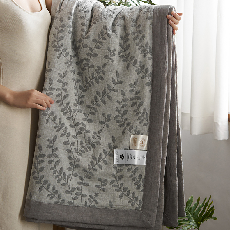 Dreilagige Baumwollgaze-Bettwäsche mit Jacquard-Blattmuster