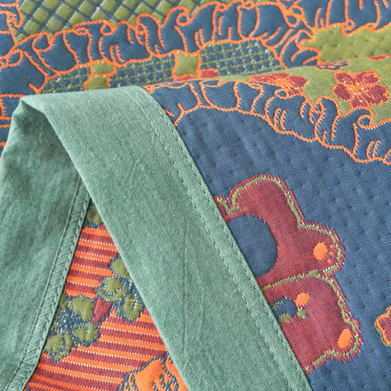 Doppellagige Gaze-Jacquard-Baumwolldecke mit Bärenmotiv