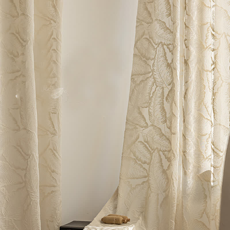 Französischer Vintage-Vorhang mit Blumenblättern