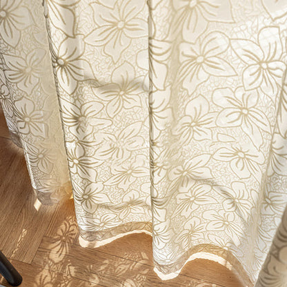 Französischer Vintage-Vorhang mit Blumenblättern