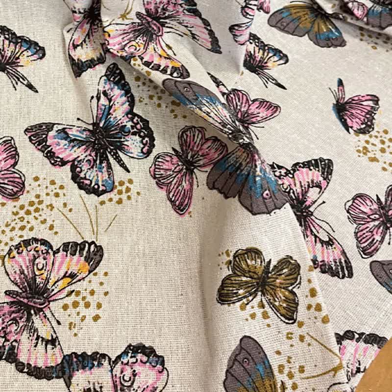 Rustikaler Vorhang aus Baumwollleinen mit Schmetterlingsdruck