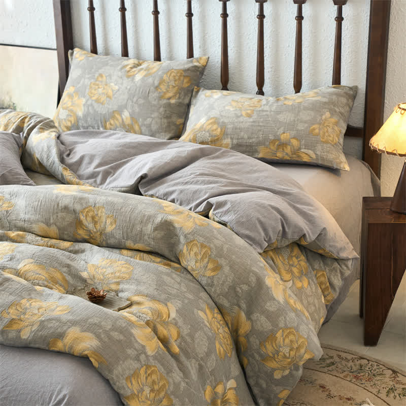 Bettwäscheset aus Baumwollgaze mit neutralem Blumenmuster (4-teilig)