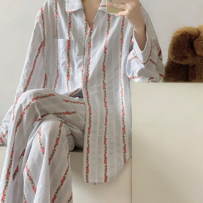 Loungewear-Set mit Vintage-Blumenstreifen in Übergröße