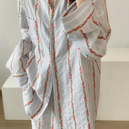 Loungewear-Set mit Vintage-Blumenstreifen in Übergröße