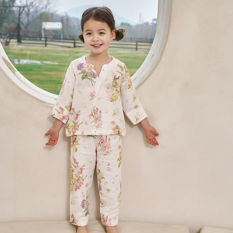Eltern-Kind-Pyjama-Set mit Blumenmuster aus Bambusfaser