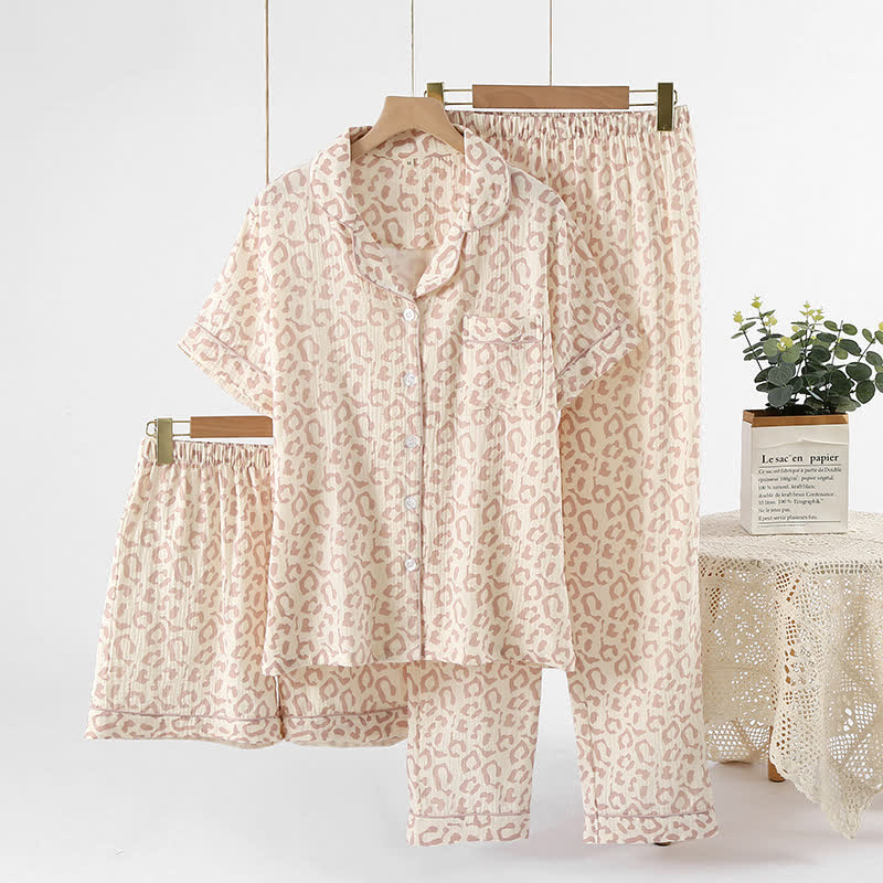 Pyjama-Set aus Baumwollgaze mit Leopardenmuster und Revers (3-teilig)