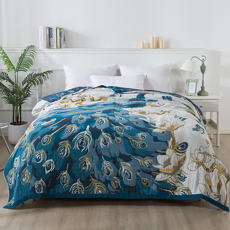 Bequeme Decke aus Baumwollgaze-Jacquard mit Pfauenmotiv