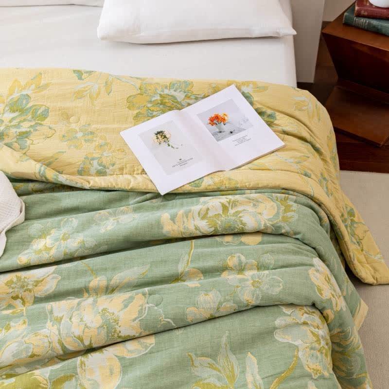 Garngefärbte Steppdecke aus Baumwollgaze-Jacquard mit Blumenmuster